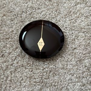 Charlotte tilbury cheek to chic